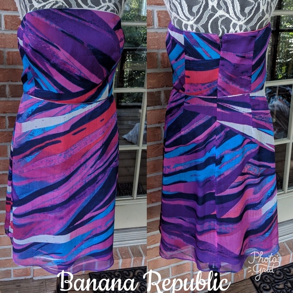 Banana Republic Dresses & Skirts - Banana Republic Strapless Dress❤️